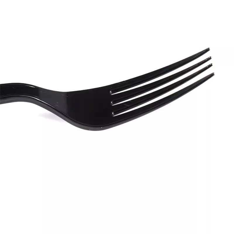 plastic forks dense blade teeth